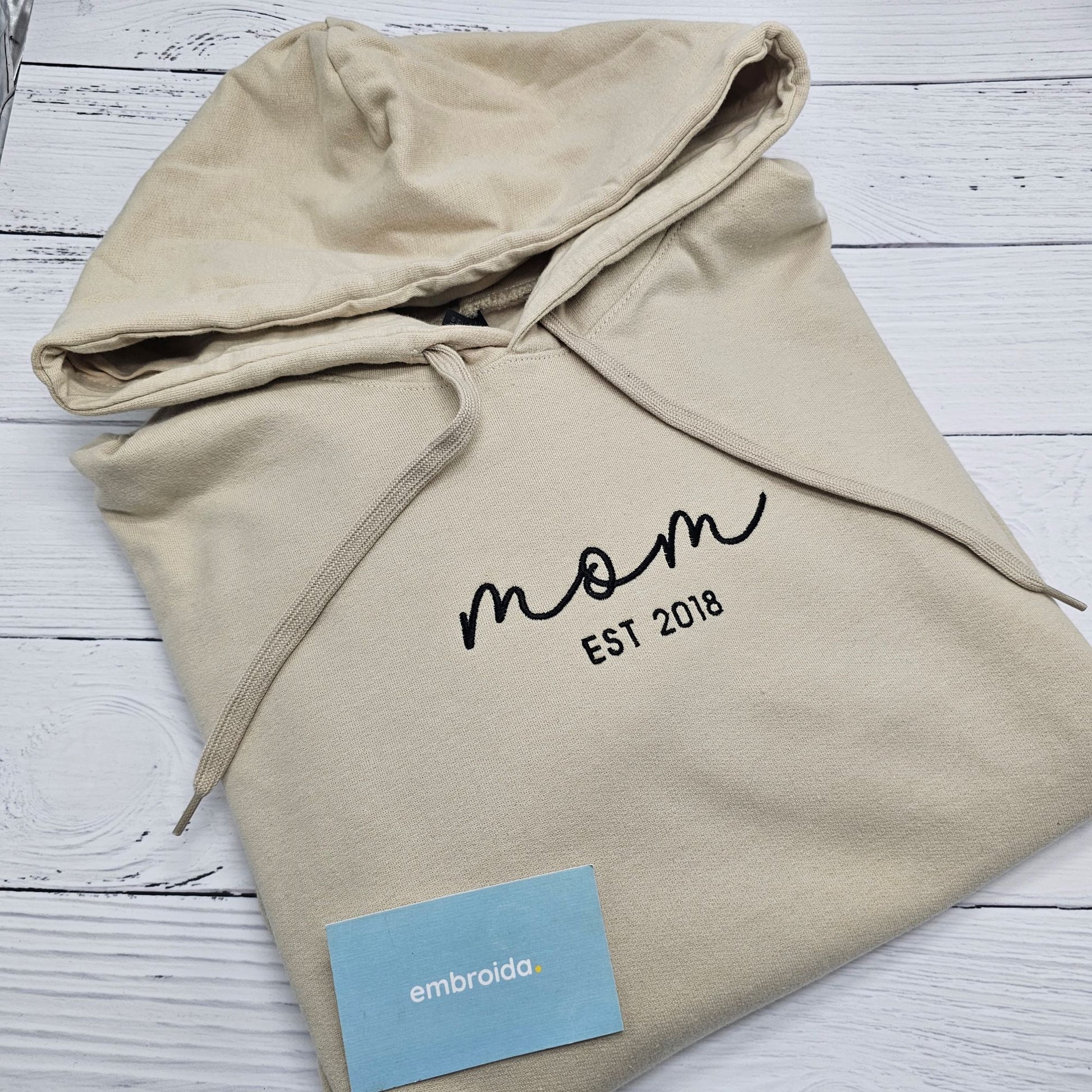 MAMA hoodie jumper est cursive writing sand beige colour
